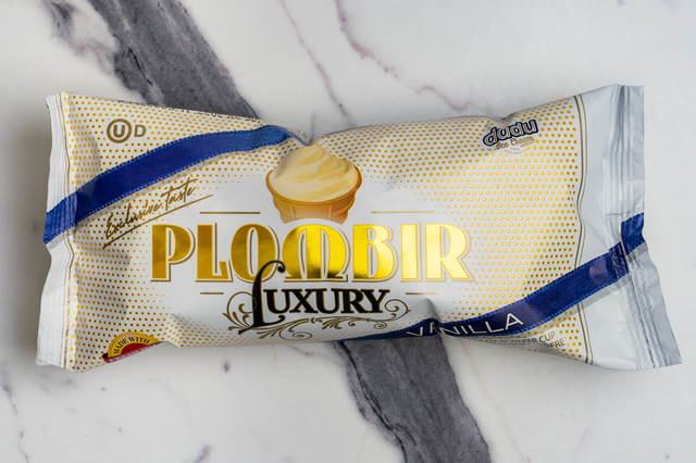 PLOMBIR LUXURY VANILLA